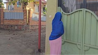 Ebony black bbw pussy outside masturbating